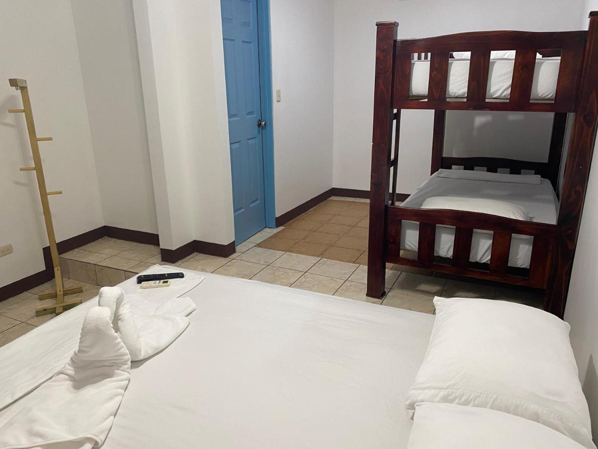 La Hacienda Rooms & Food Jacó Kültér fotó